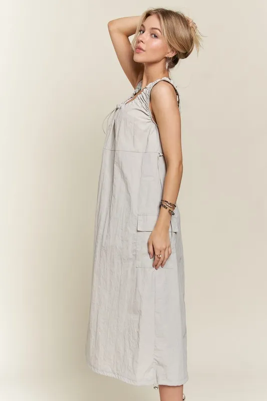 Drawstring-Slit-Back-Cargo-Dress-Lt-Grey-4