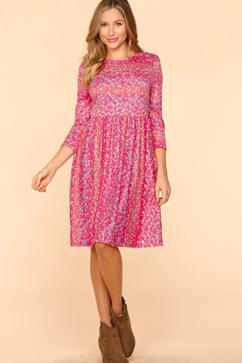 Round-Neck-Floral-Dress-with-Pockets-Fuchsia-4