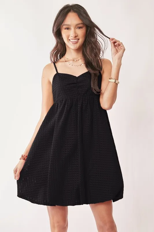 Textured-Sweetheart-Neckline-Bubble-Hem-Dress-Black-2