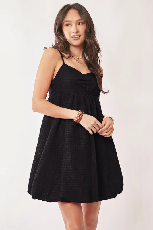 Textured-Sweetheart-Neckline-Bubble-Hem-Dress-Black-3
